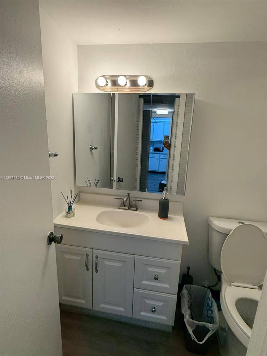 Apartment for rent at 401 Golden Isles Dr #916, Hallandale, FL 33009