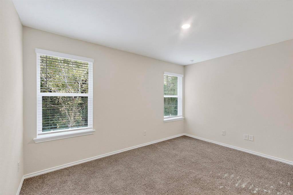Apartment for rent at 7008 Vining Dr, Princeton, TX 75407
