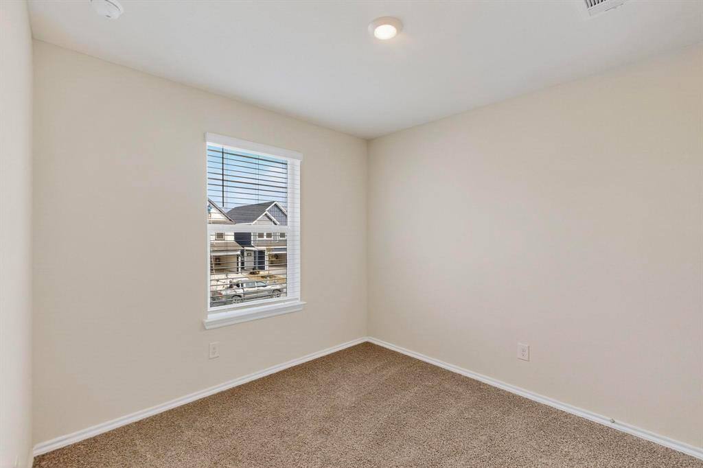 Apartment for rent at 7008 Vining Dr, Princeton, TX 75407