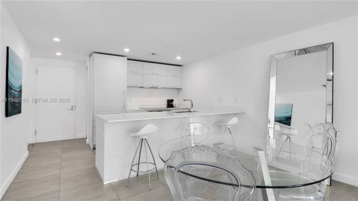 Apartment for rent at 1300 S Miami Ave #1711, Miami, FL 33130