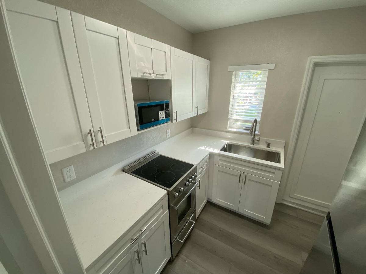 Apartment for rent at 115 Lucerne Ave #115-1, Lake Worth Beach, FL 33460