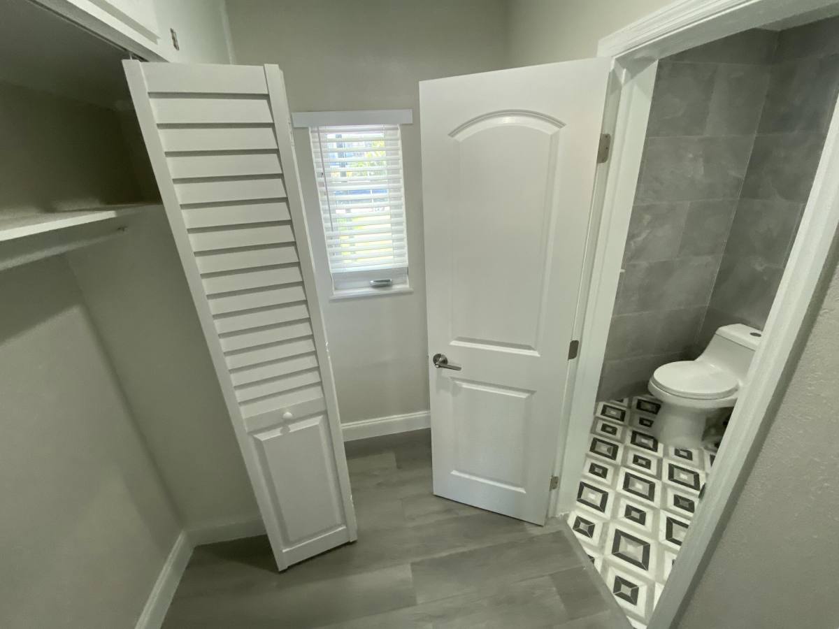 Apartment for rent at 115 Lucerne Ave #115-1, Lake Worth Beach, FL 33460