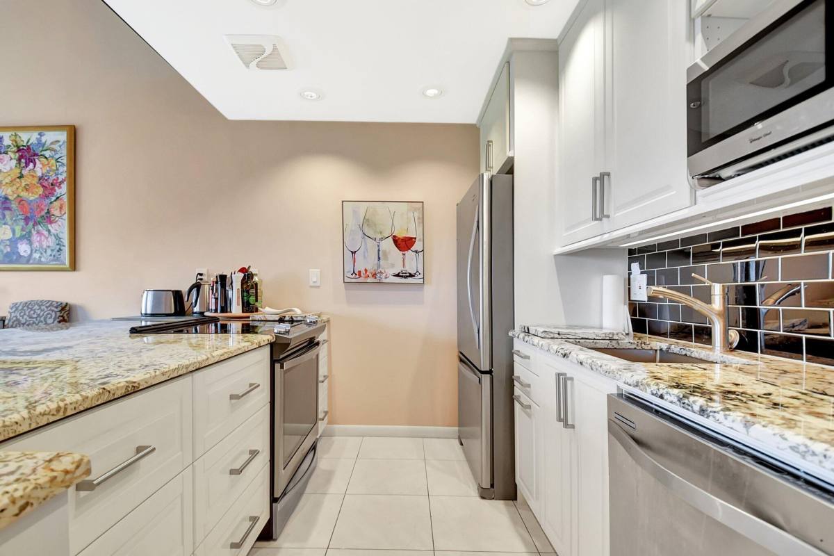Townhouse for rent at 755 Dotterel Rd #1512, Delray Beach, FL 33444