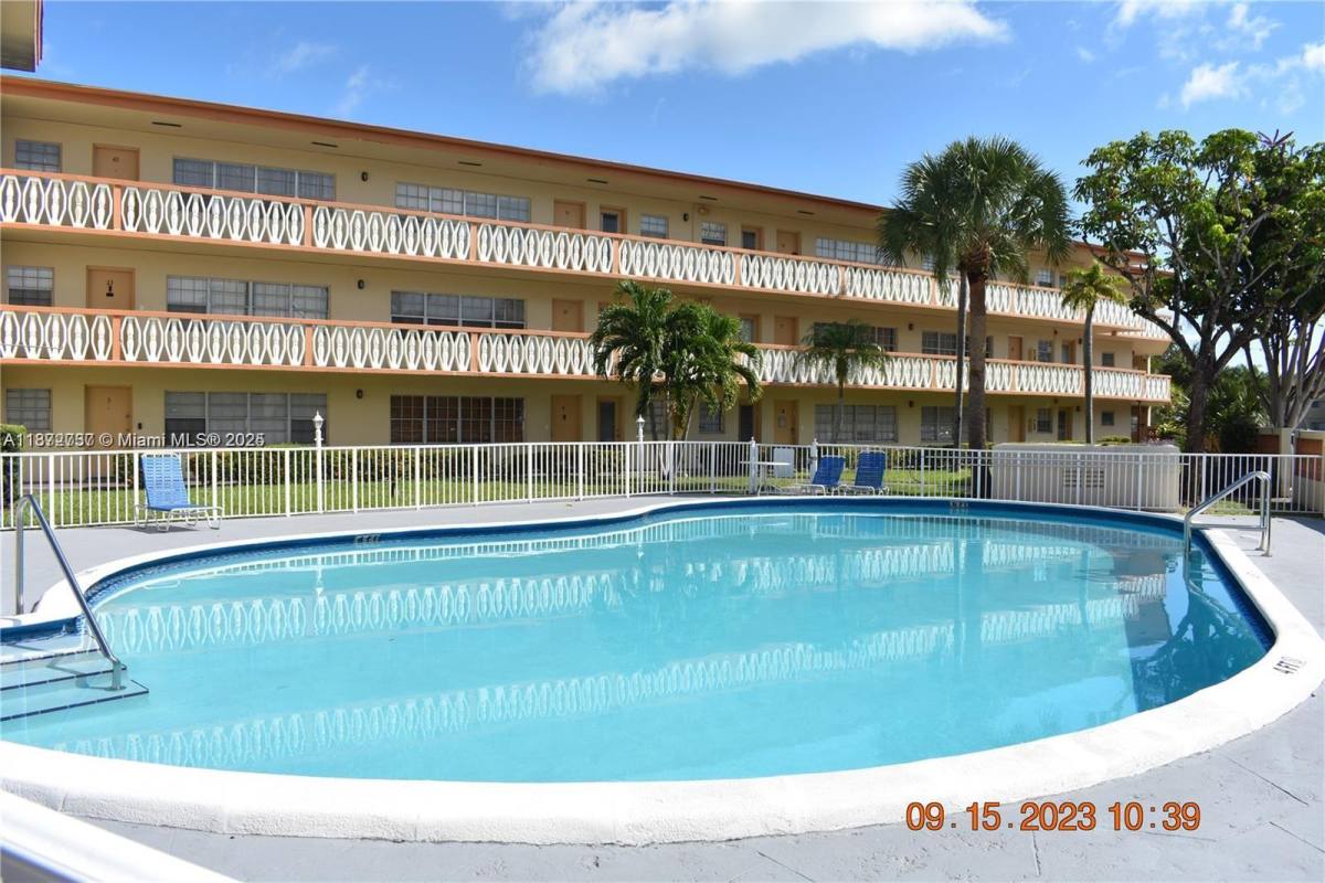 Apartment for rent at 11855 NE 19th Dr #47, Miami, FL 33181
