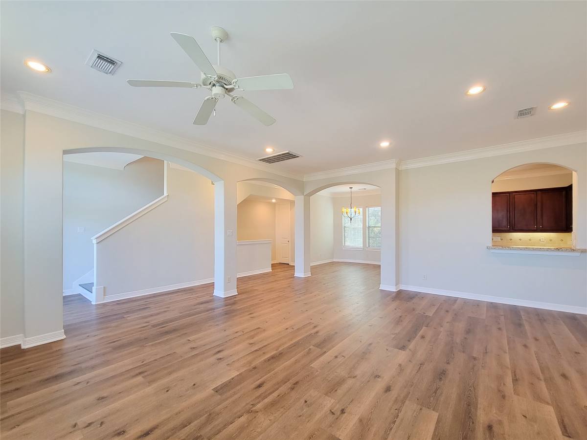 Townhouse for rent at 2416 La Branch St, Houston, TX 77004