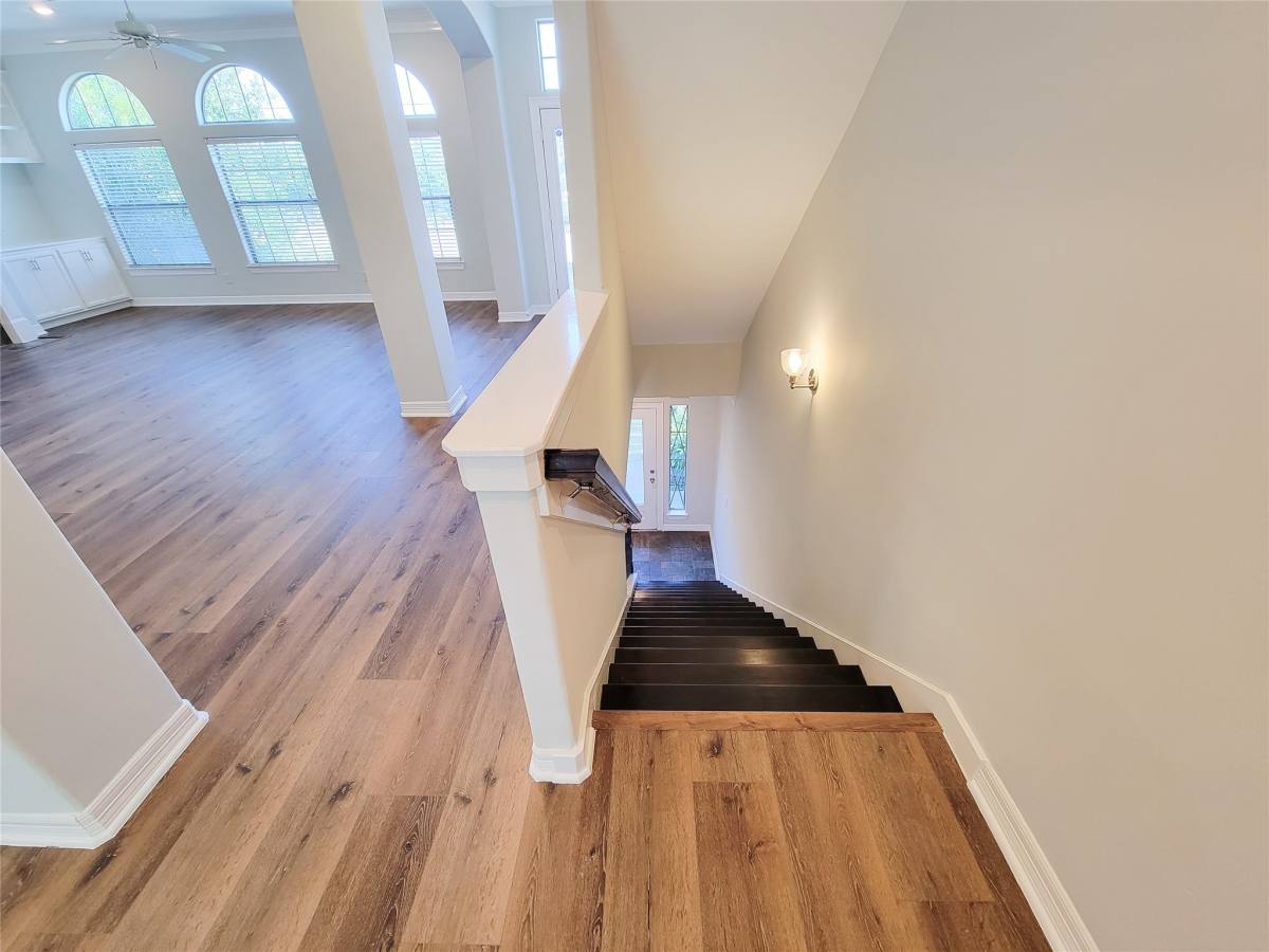 Townhouse for rent at 2416 La Branch St, Houston, TX 77004