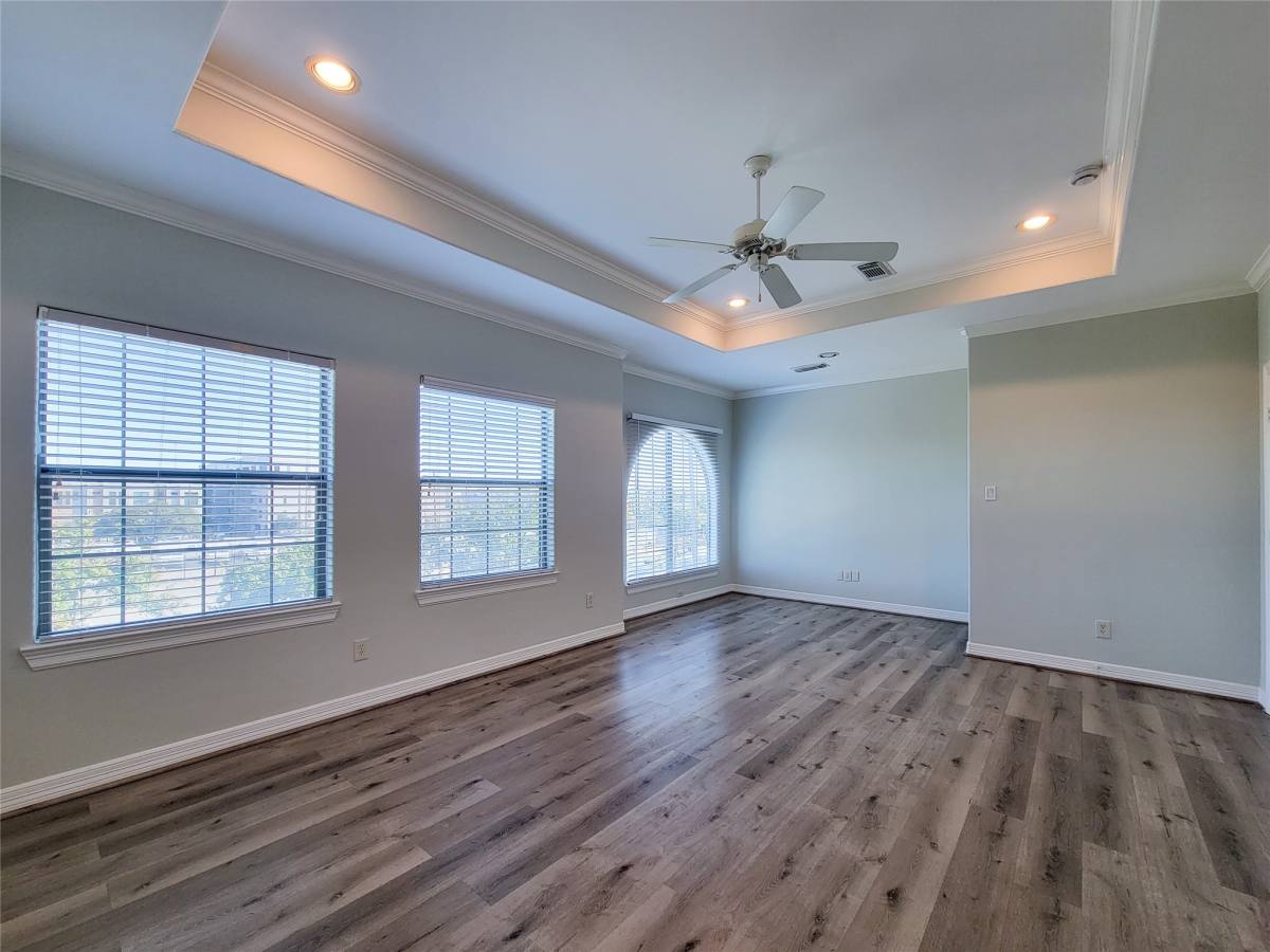 Townhouse for rent at 2416 La Branch St, Houston, TX 77004