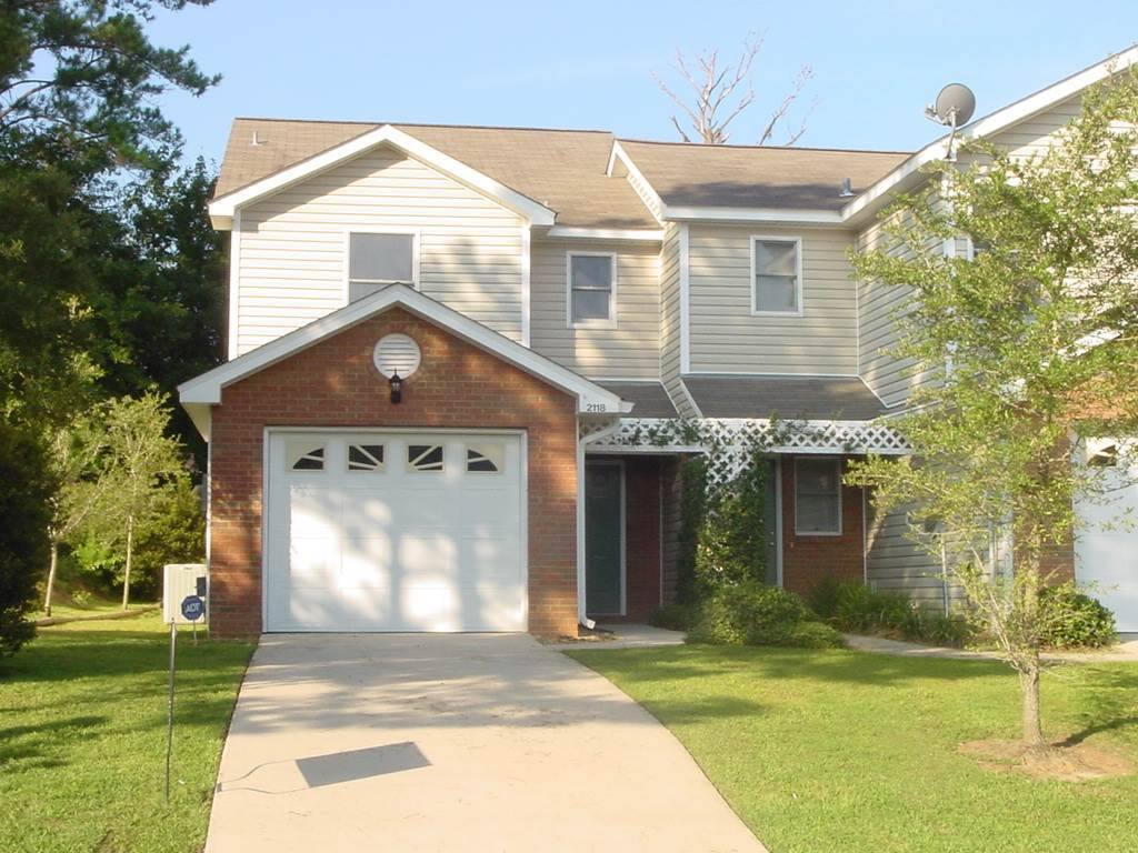Townhouse for rent at 2118 Delta Blvd, Tallahassee, FL 32303