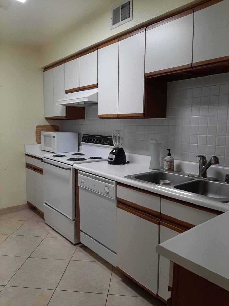 Condo for rent at 1100 E Amado Rd #110014D1, Palm Springs, CA 92262