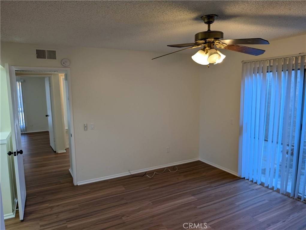 Apartment for rent at 2851 W Ave #J4, Lancaster, CA 93536