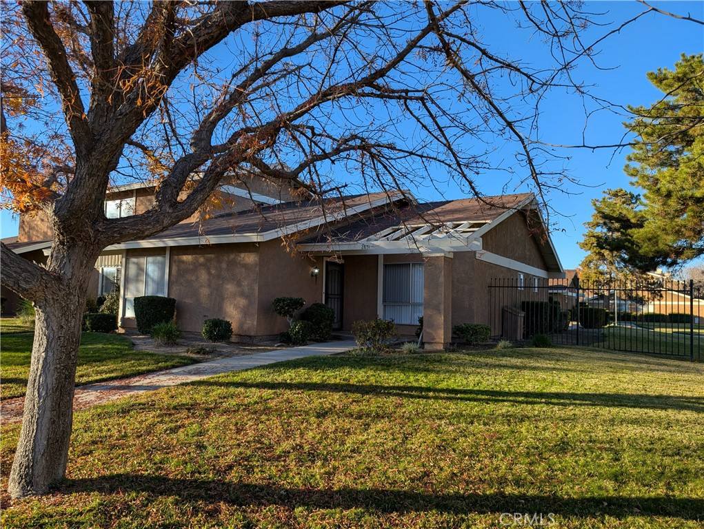 Apartment for rent at 2851 W Ave #J4, Lancaster, CA 93536