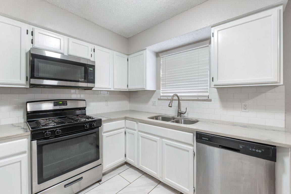 Apartment for rent at 4235 Iriona Bend, Austin, TX 78749