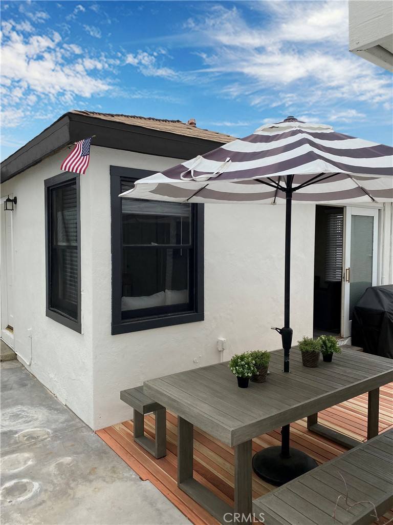 Apartment for rent at 215 29th St #215B, Newport Beach, CA 92663