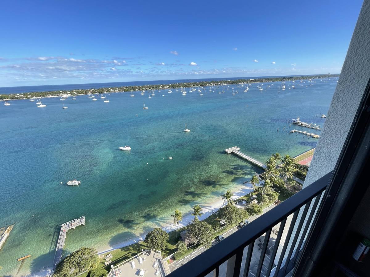Condo for rent at 5600 N Flagler Dr #2209, West Palm Beach, FL 33407