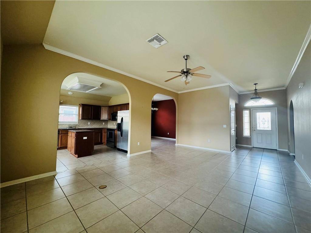 Apartment for rent at 7541 Exeter, Corpus Christi, TX 78414