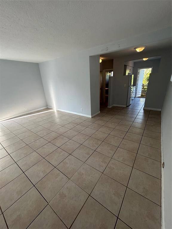 Apartment for rent at 408 NE 7th Ave #11, Fort Lauderdale, FL 33301