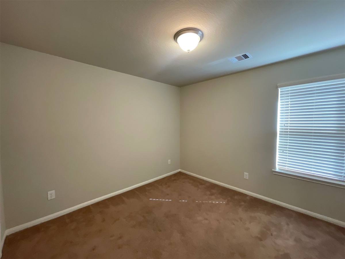 Apartment for rent at 625 26th Ave N #625, Texas City, TX 77590