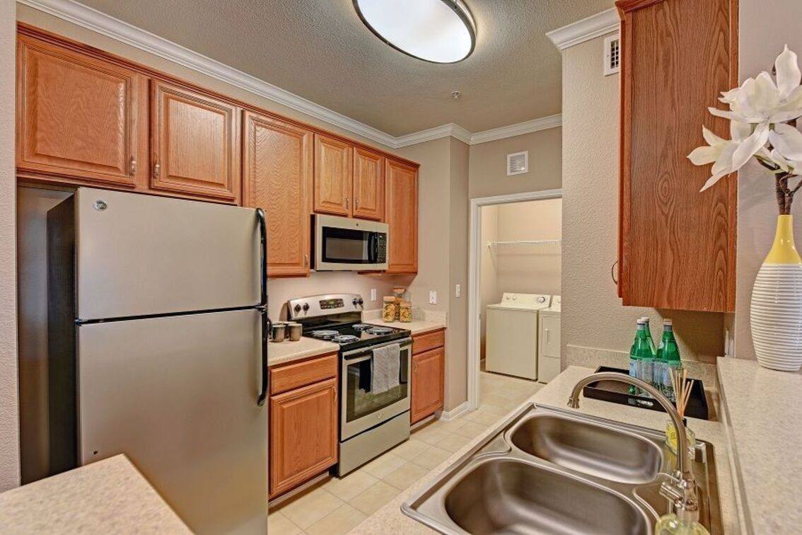 Apartment for rent at 2840 Shadowbriar Dr #2840B3, Houston, TX 77077