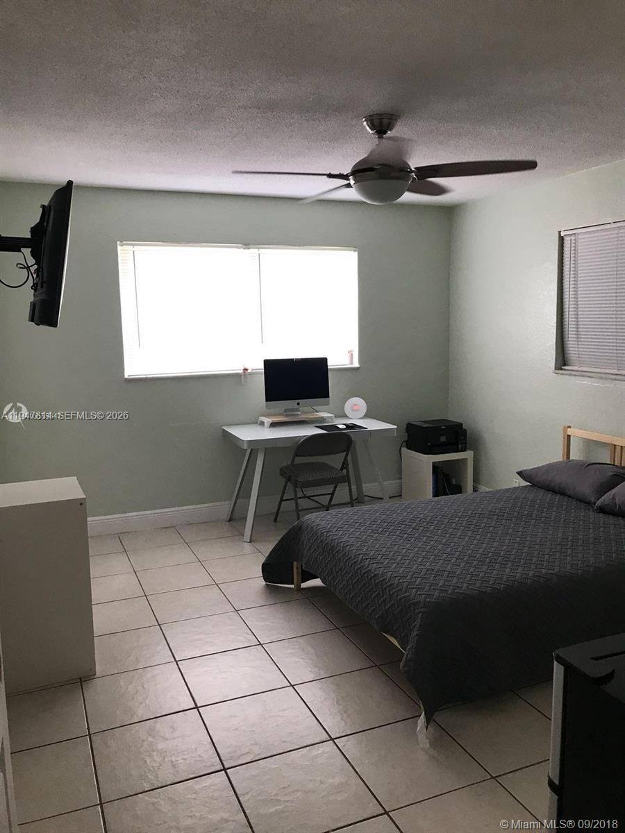 Apartment for rent at 3265 Griffin Rd #101, Fort Lauderdale, FL 33312