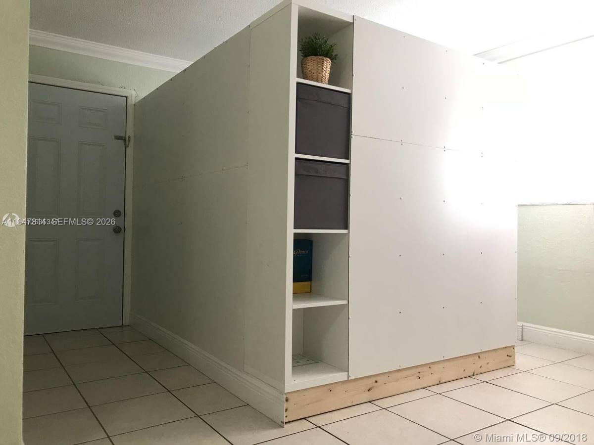 Apartment for rent at 3265 Griffin Rd #101, Fort Lauderdale, FL 33312