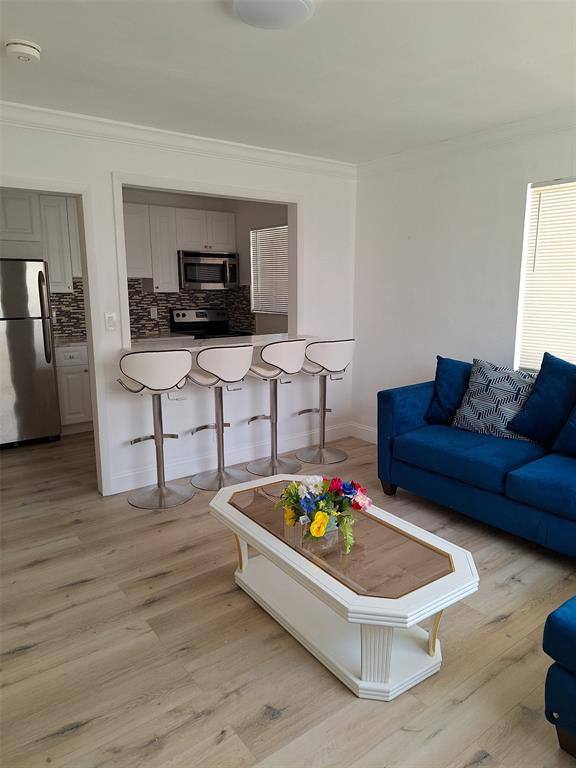 Apartment for rent at 684 NE 37th St #684-3, Fort Lauderdale, FL 33334