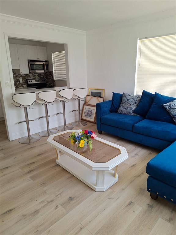 Apartment for rent at 684 NE 37th St #684-3, Fort Lauderdale, FL 33334