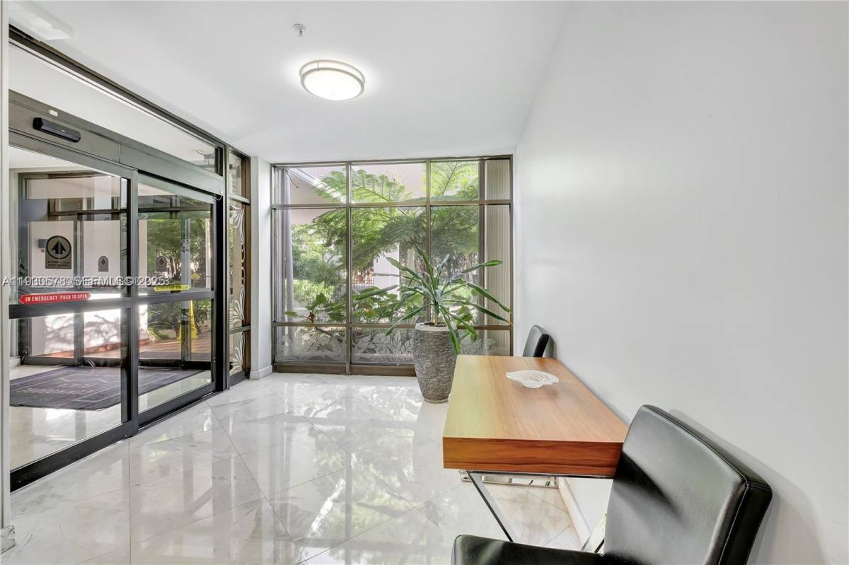 Apartment for rent at 2780 NE 183rd St #2011, North Miami Beach, FL 33160