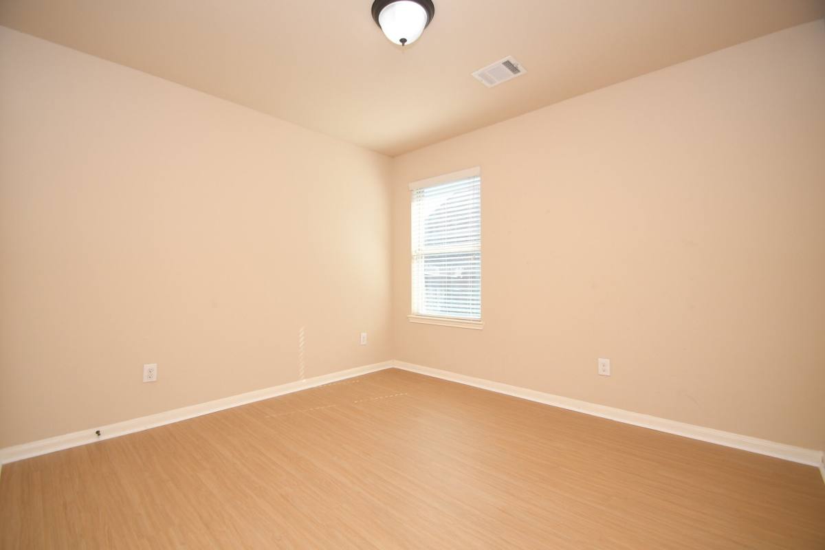Apartment for rent at 10015 Bitternut Hickory Lane, Tomball, TX 77375