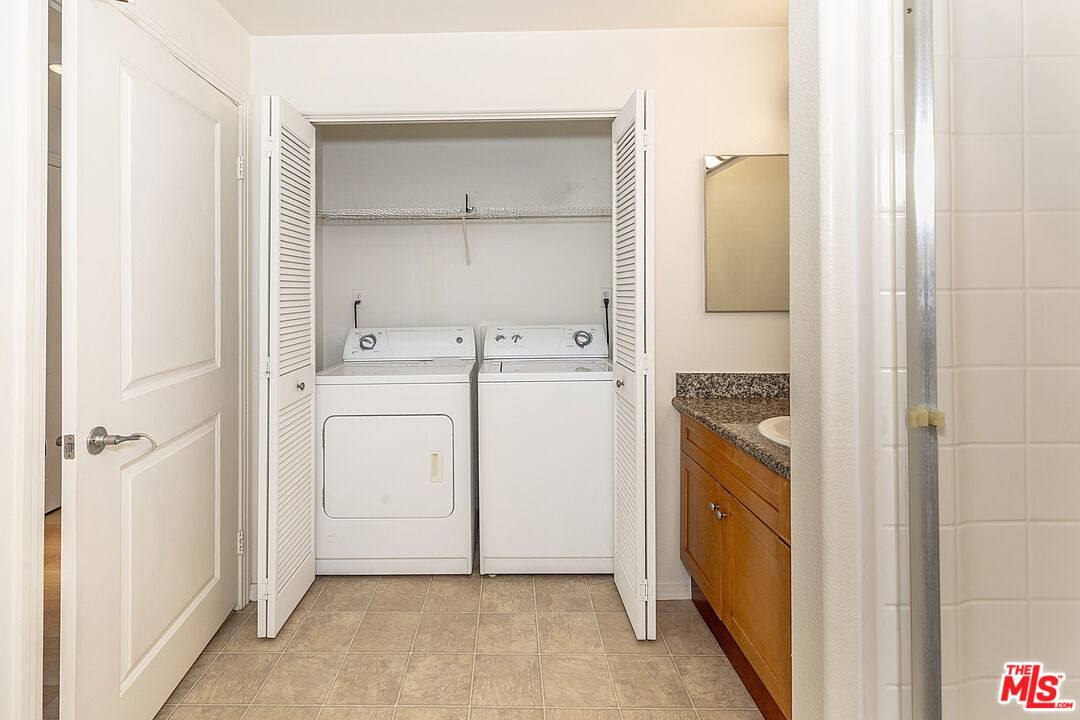 Apartment for rent at 100 S Alameda St #239, Los Angeles, CA 90012