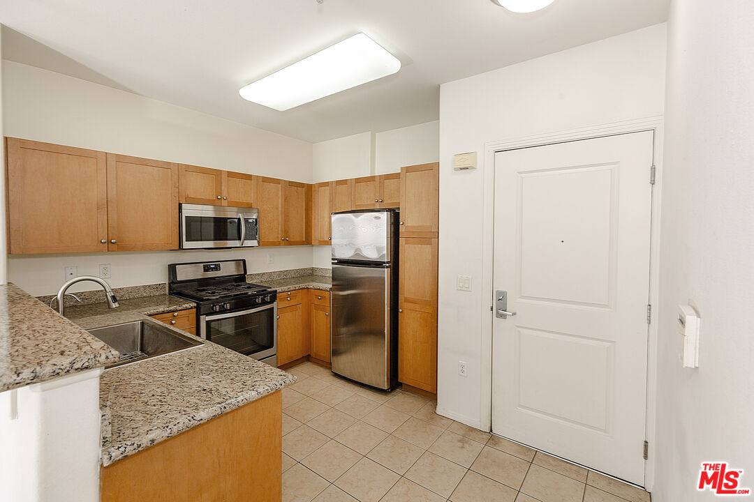 Apartment for rent at 100 S Alameda St #239, Los Angeles, CA 90012