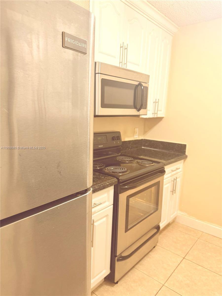 Apartment for rent at 8200 SW 210th St #311, Miami, FL 33189