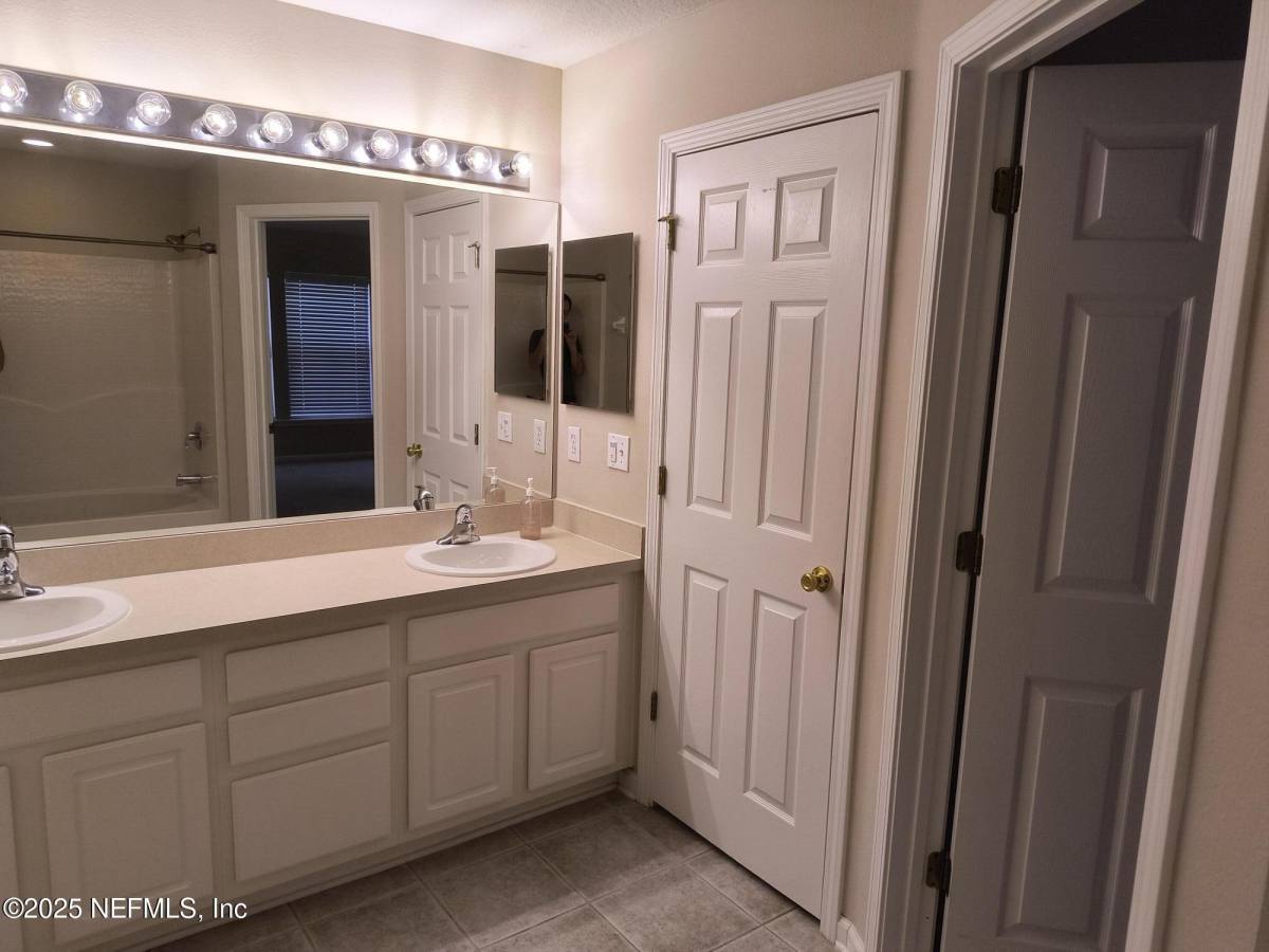 Townhouse for rent at 3253 Climbing Ivy Trail, Jacksonville, FL 32216