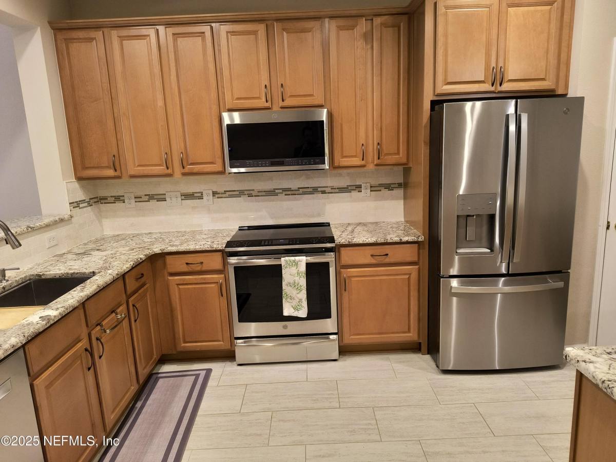 Townhouse for rent at 3253 Climbing Ivy Trail, Jacksonville, FL 32216