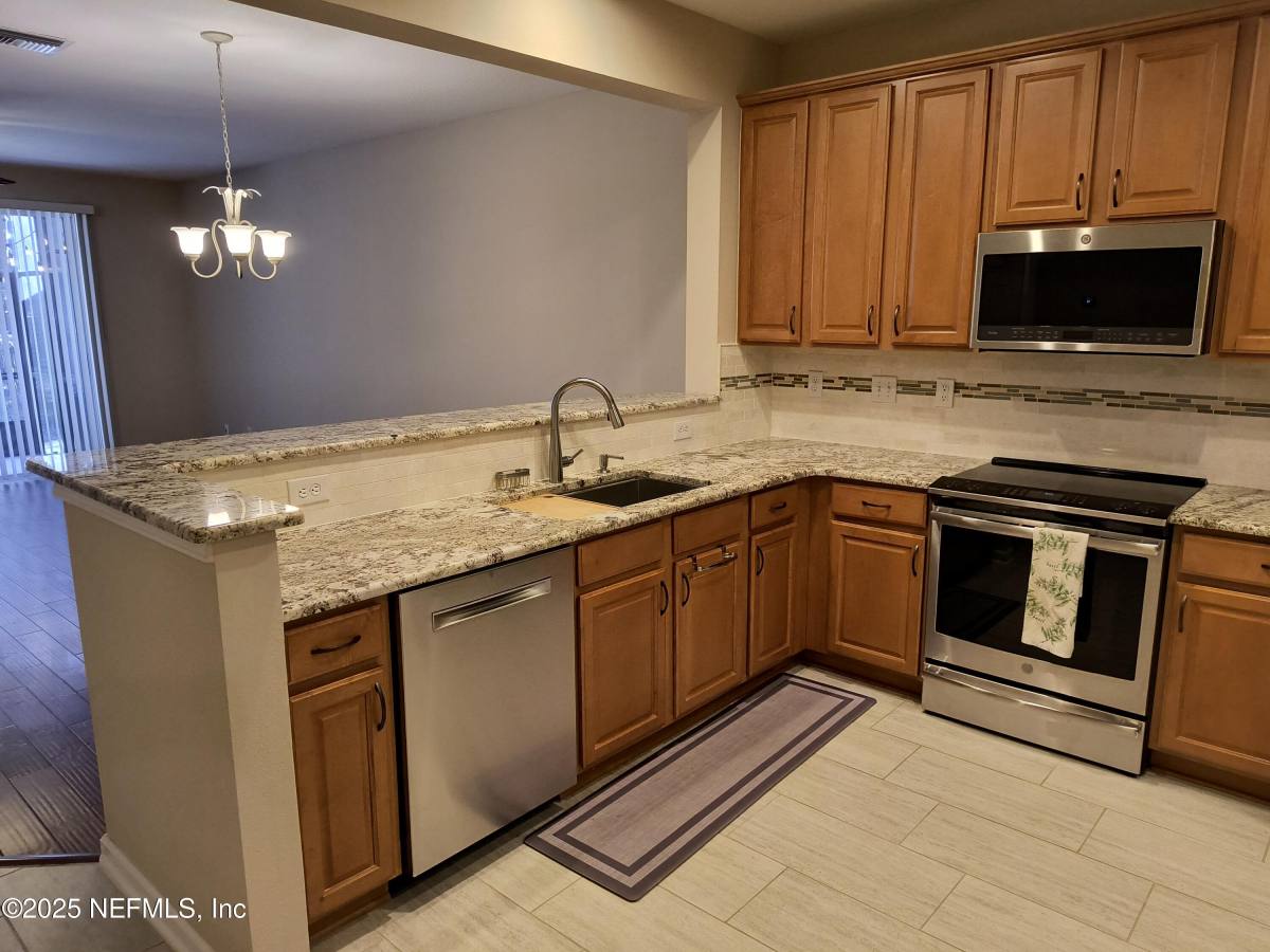 Townhouse for rent at 3253 Climbing Ivy Trail, Jacksonville, FL 32216