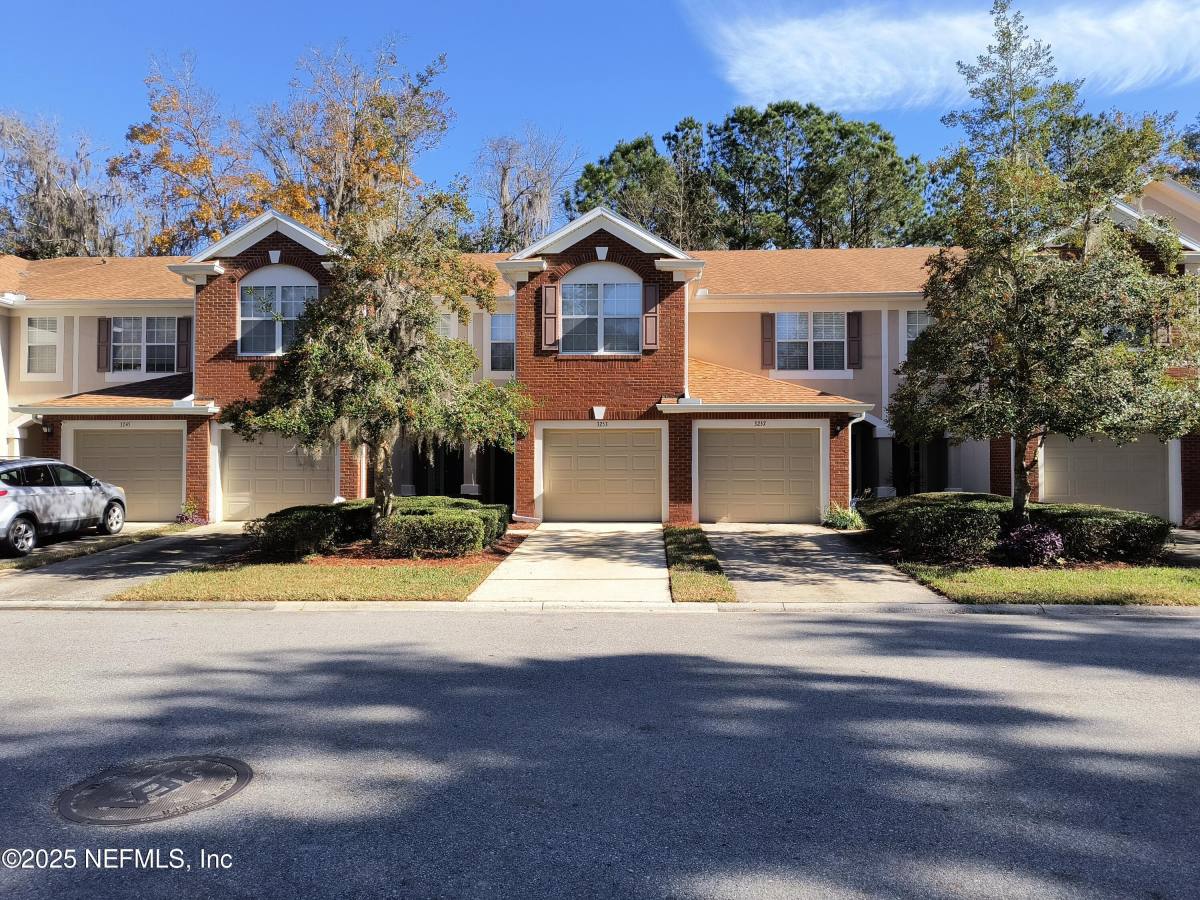 Townhouse for rent at 3253 Climbing Ivy Trail, Jacksonville, FL 32216