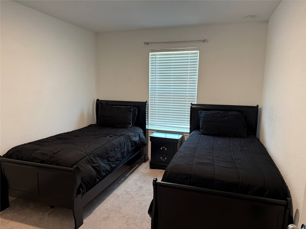 Apartment for rent at 1008 Caramel Shores Dr, Katy, TX 77493