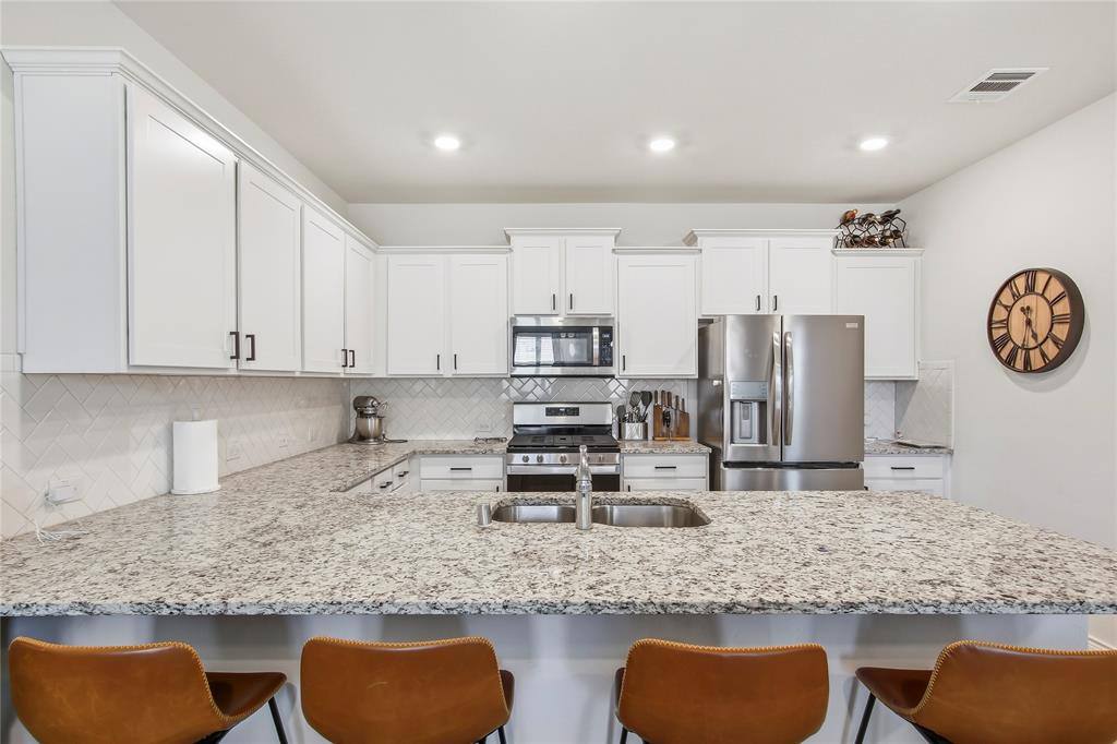 Apartment for rent at 1540 Princeton Dr, Celina, TX 75009