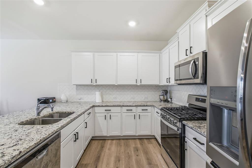 Apartment for rent at 1540 Princeton Dr, Celina, TX 75009