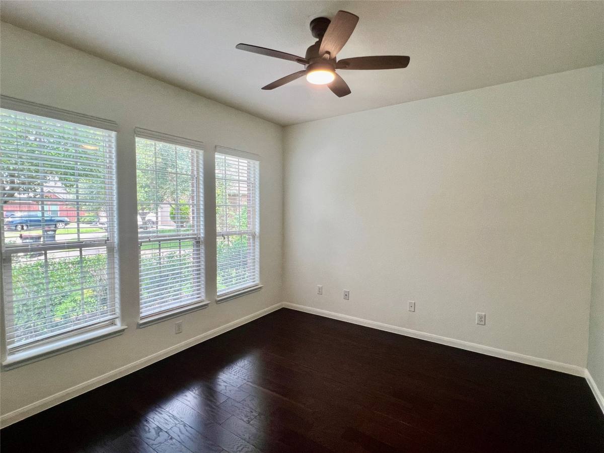 Apartment for rent at 25307 Holton Ridge Dr, Katy, TX 77494
