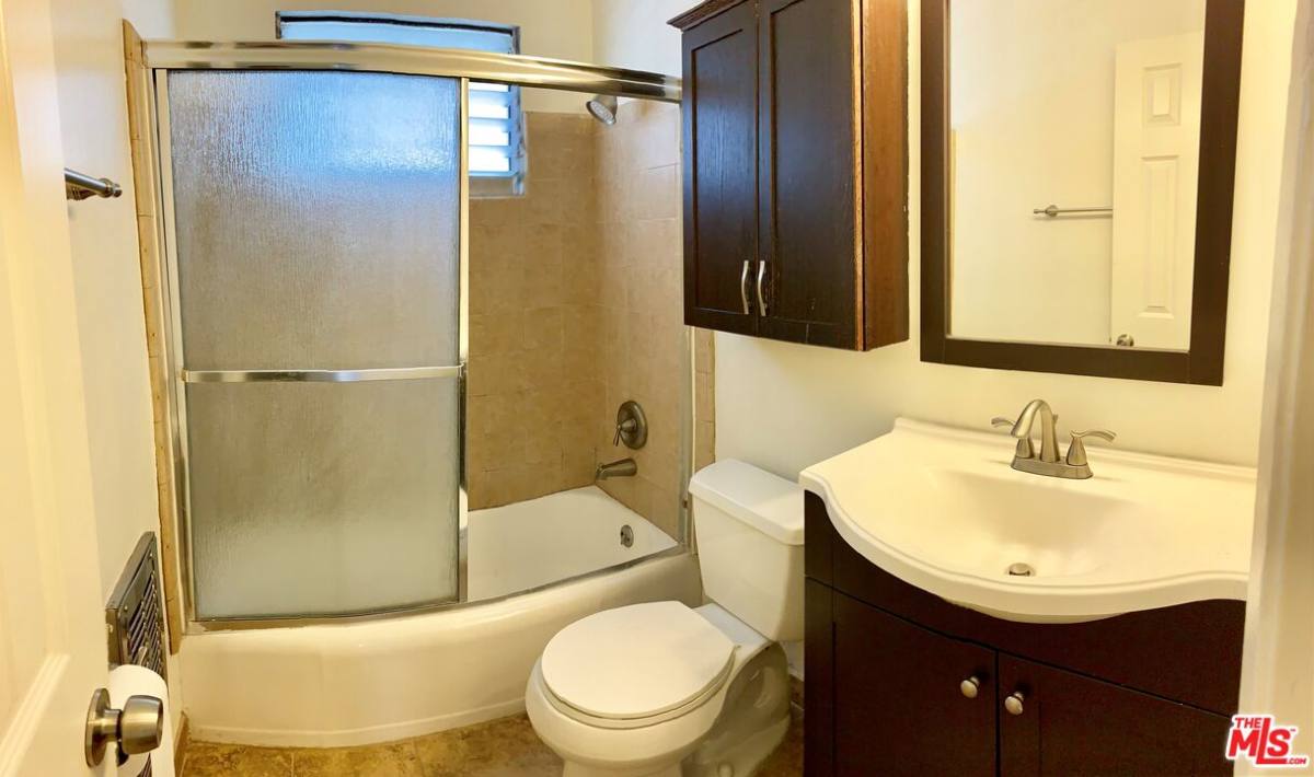 Apartment for rent at 1543 Euclid St #1543A, Santa Monica, CA 90404