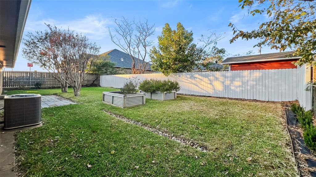 Apartment for rent at 2711 W Morton St, Denison, TX 75020