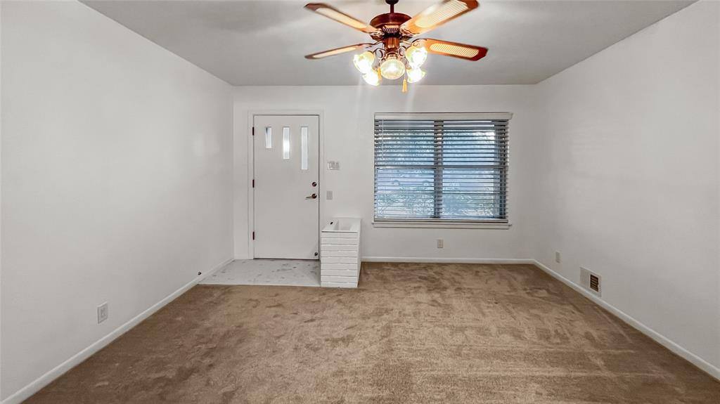 Apartment for rent at 2711 W Morton St, Denison, TX 75020