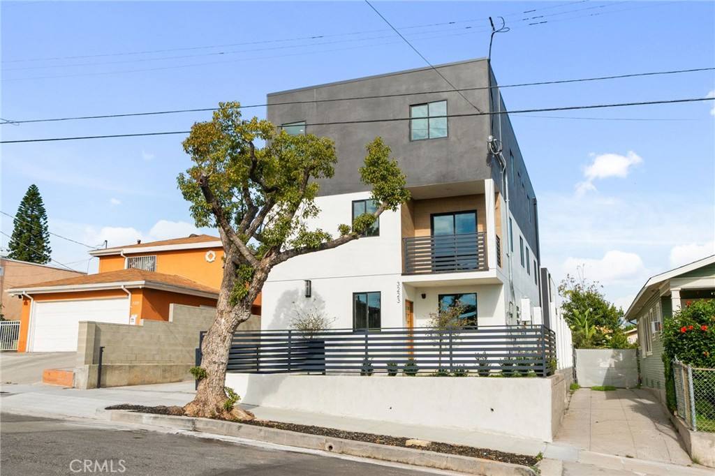 Apartment for rent at 3223 Lanfranco St, Los Angeles, CA 90063