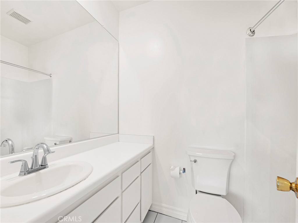 Condo for rent at 525 S Shelton St #205, Burbank, CA 91506
