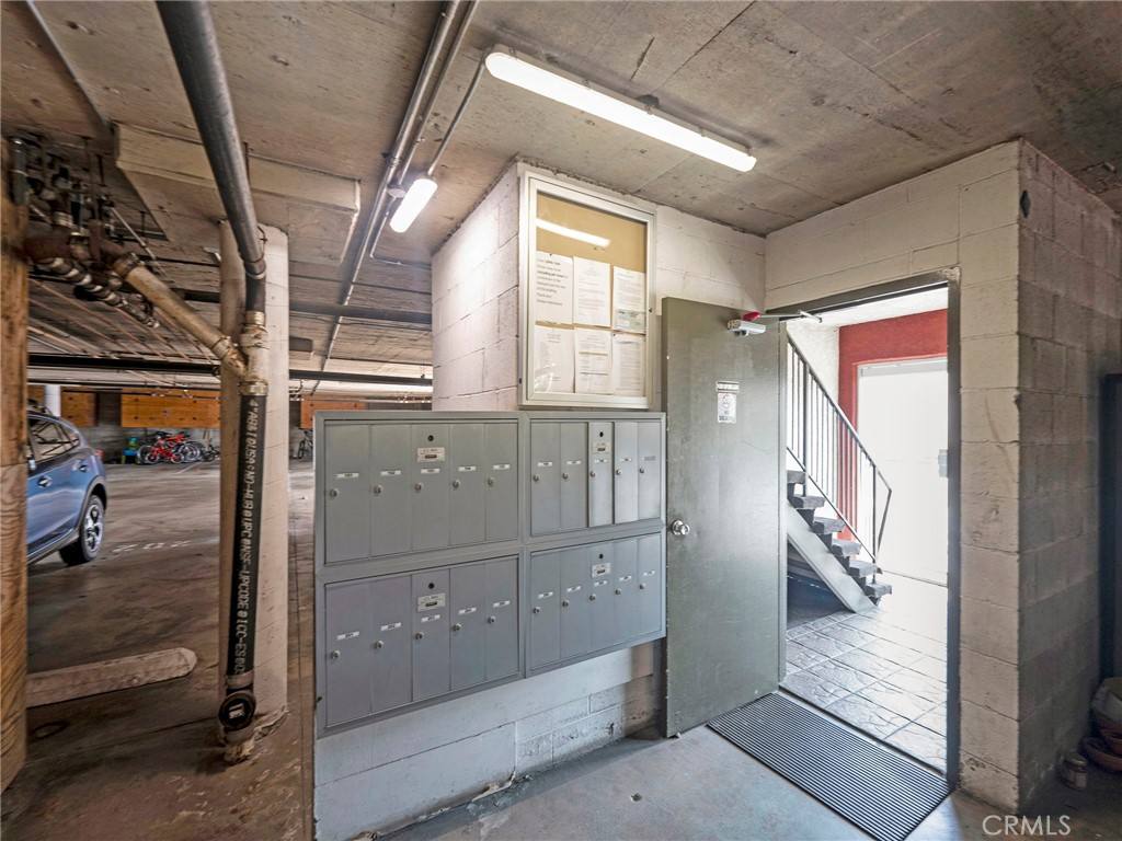 Condo for rent at 525 S Shelton St #205, Burbank, CA 91506