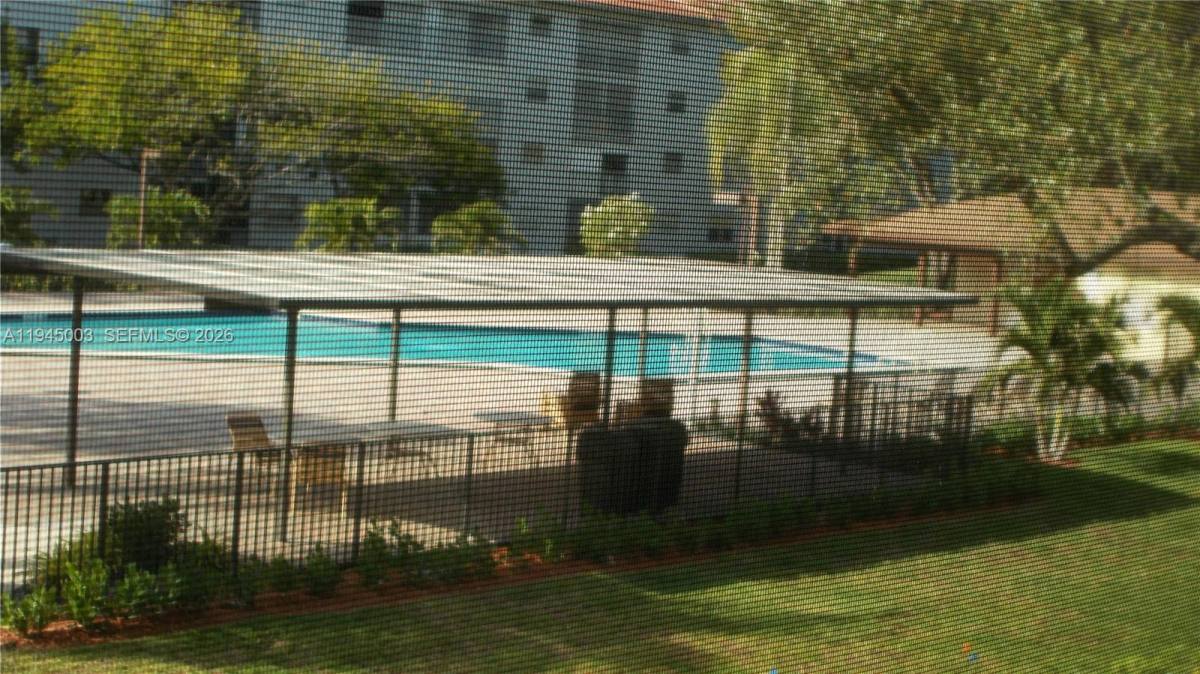 Apartment for rent at 1400 SW 124th Terrace #1400205Q, Hollywood, FL 33027