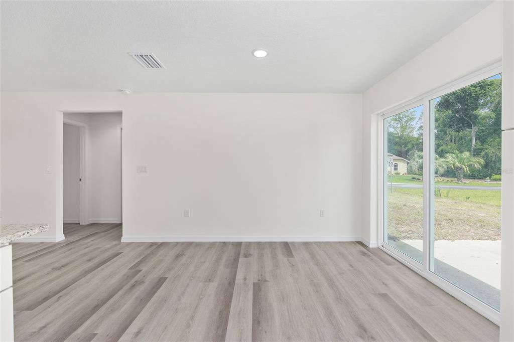 Apartment for rent at 13019 NE 7th Loop, Silver Springs, FL 34488