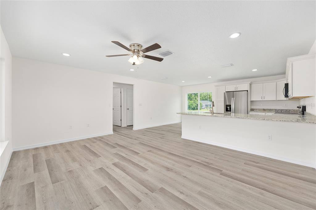 Apartment for rent at 13019 NE 7th Loop, Silver Springs, FL 34488