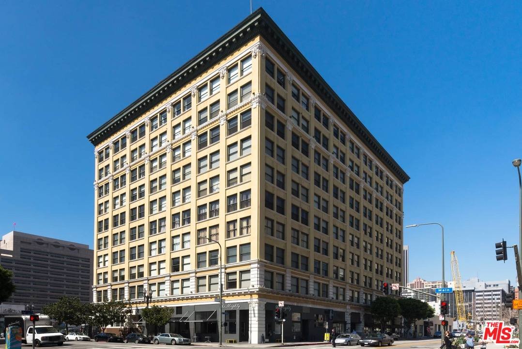 Apartment for rent at 108 W 2nd St #606, Los Angeles, CA 90012