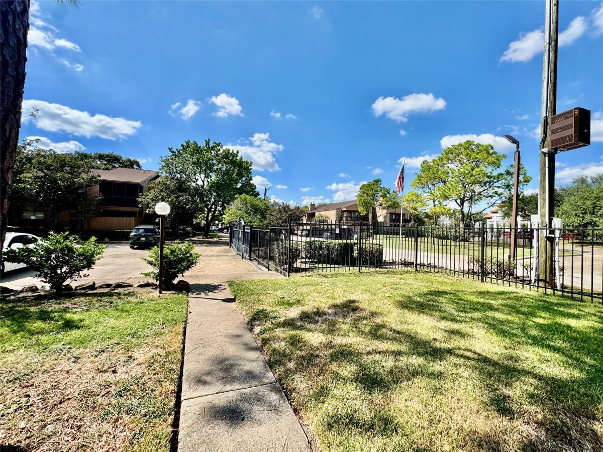 Condo for rent at 10555 Turtlewood Court #102, Houston, TX 77072